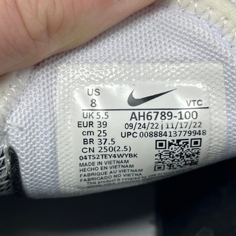 Nike Air Max 270 White Black Athletic Running Shoes Women’s 8 AH6789-100 - Picture 8 of 8